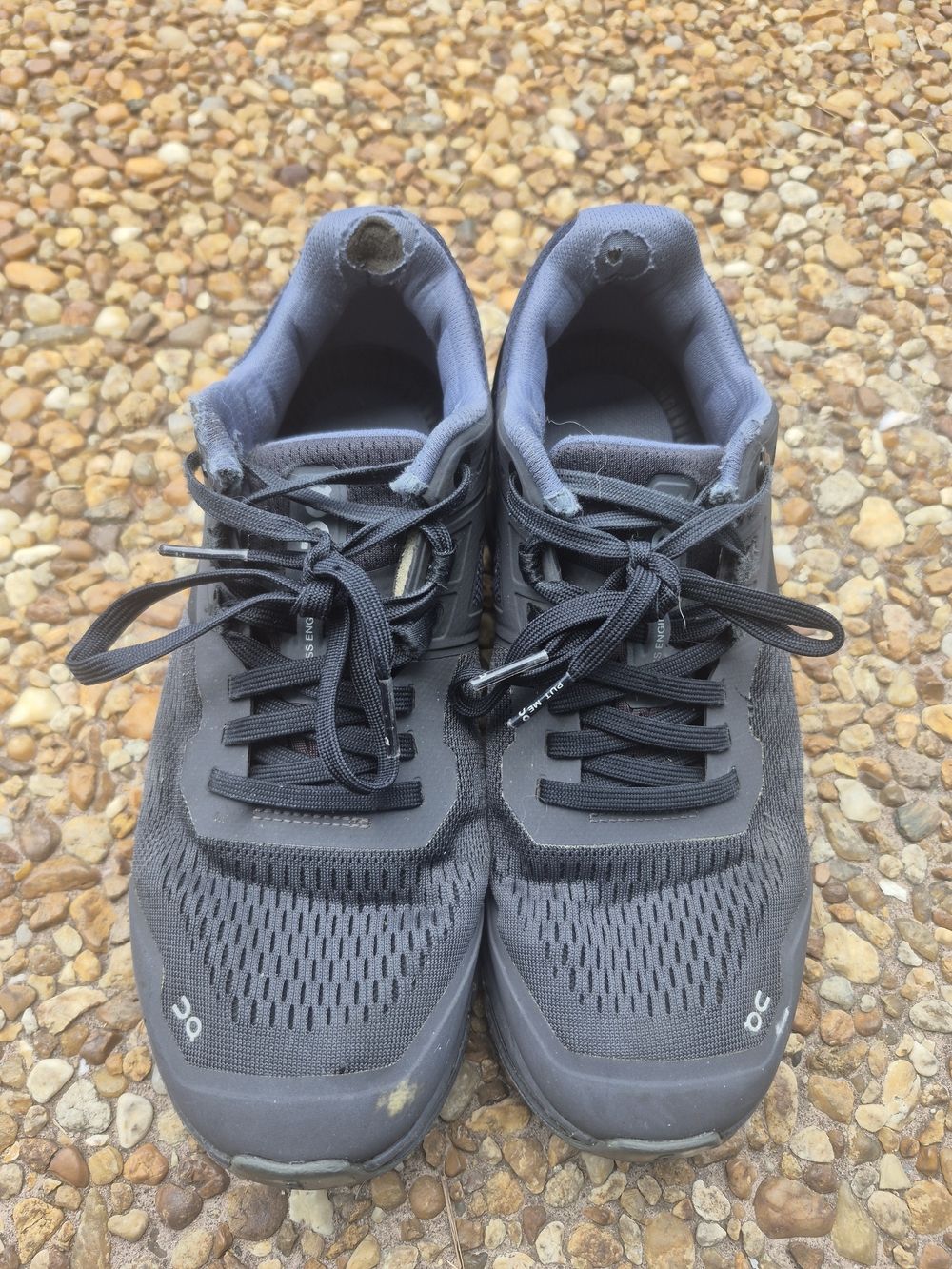 On Running Women’s Athletic Running Shoes Black Gray US Size 7